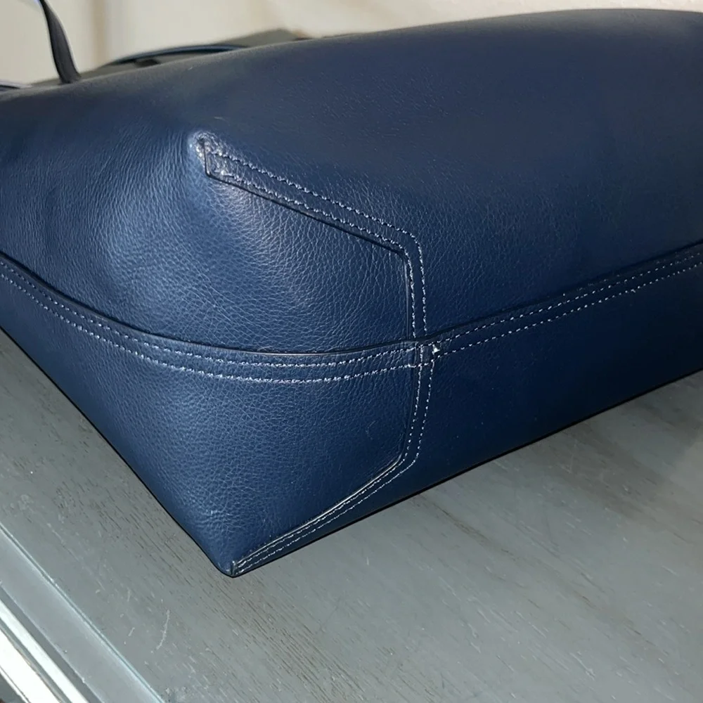 Kate Spade Ava Reversible Leather Tote Periwinkle & Navy EUC